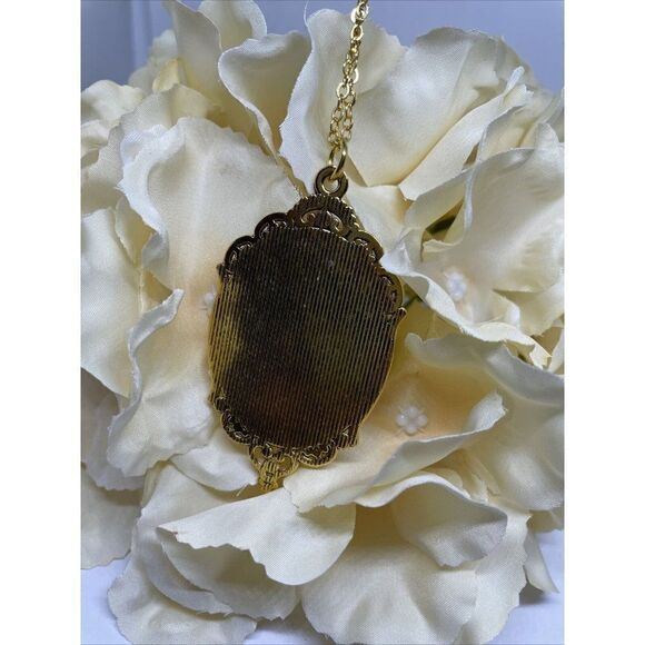 Octopus Ivory Black Cameo Gold Necklace Ocean Nautical Beach Kraken Nautical - Picture 6 of 6